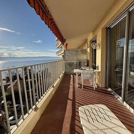 Avec Terrasse, Climatise A Ajaccio - Fr-1-61-649 Appartement