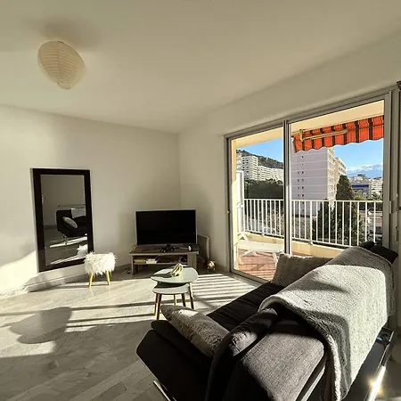 Appartement Avec Terrasse, Climatise A Ajaccio - Fr-1-61-649 *